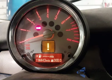 2008 Mini Cooper S Clubman z USA, uszkodzony, nr VIN WMWMM33508TP70401